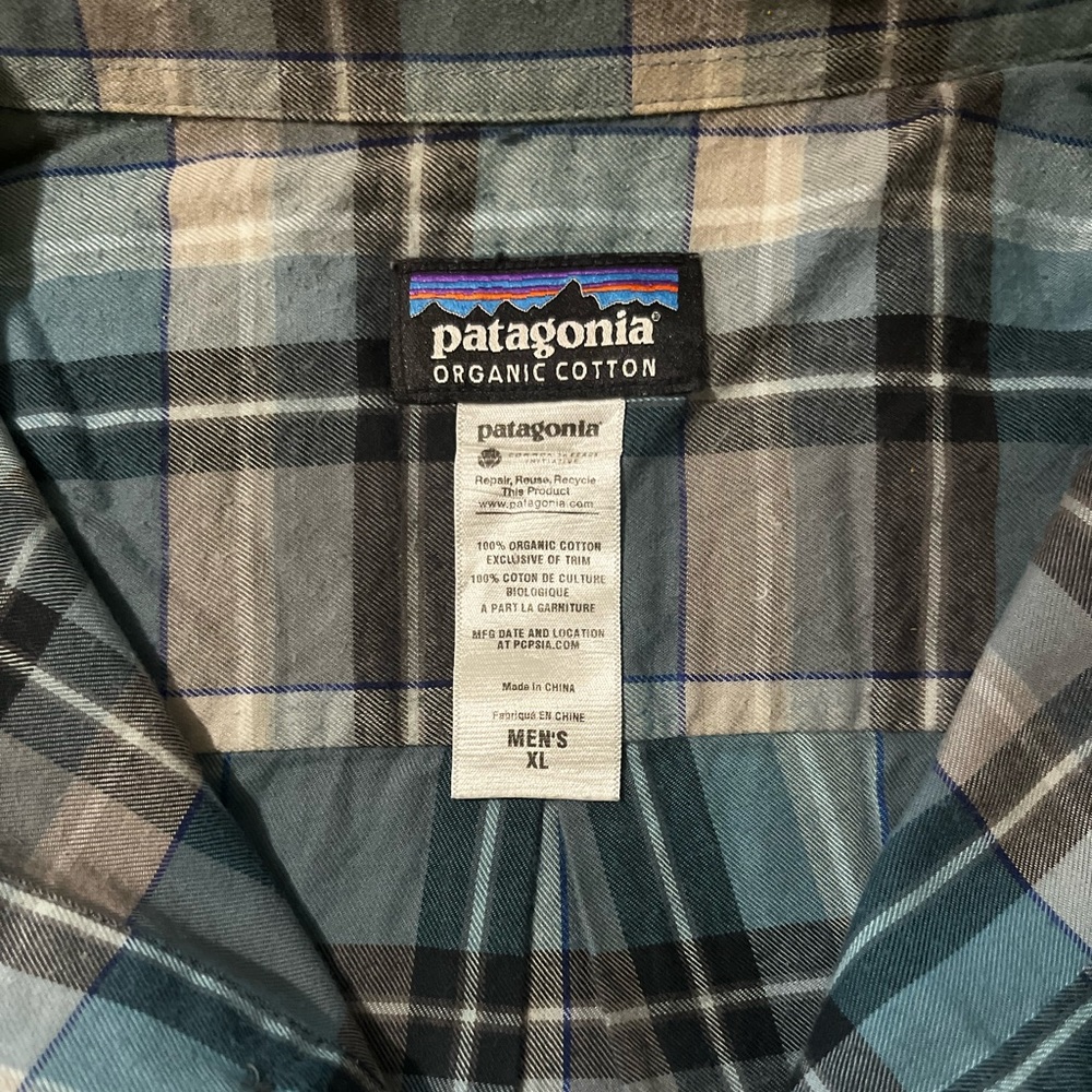 Men’s Patagonia Outdoor Button Down shirt big and tall XL 9/10 condition